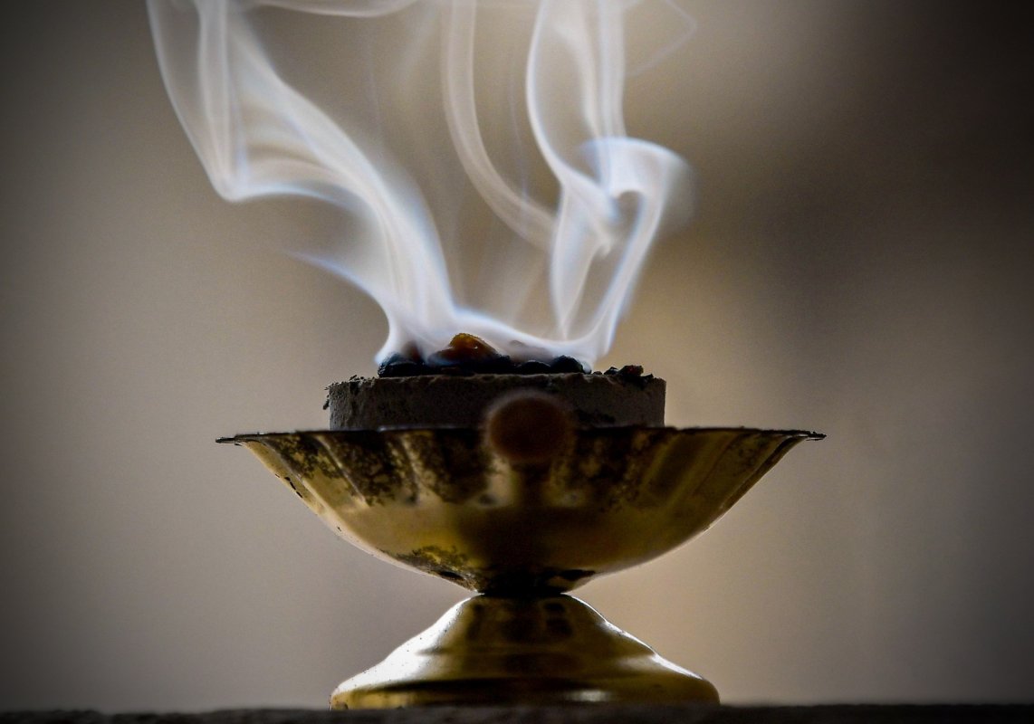 Purtarea de grijă față de cei adormiți - de la Parentalia antică la Pomenirea moșilor în Biserica creștină (III) 192943