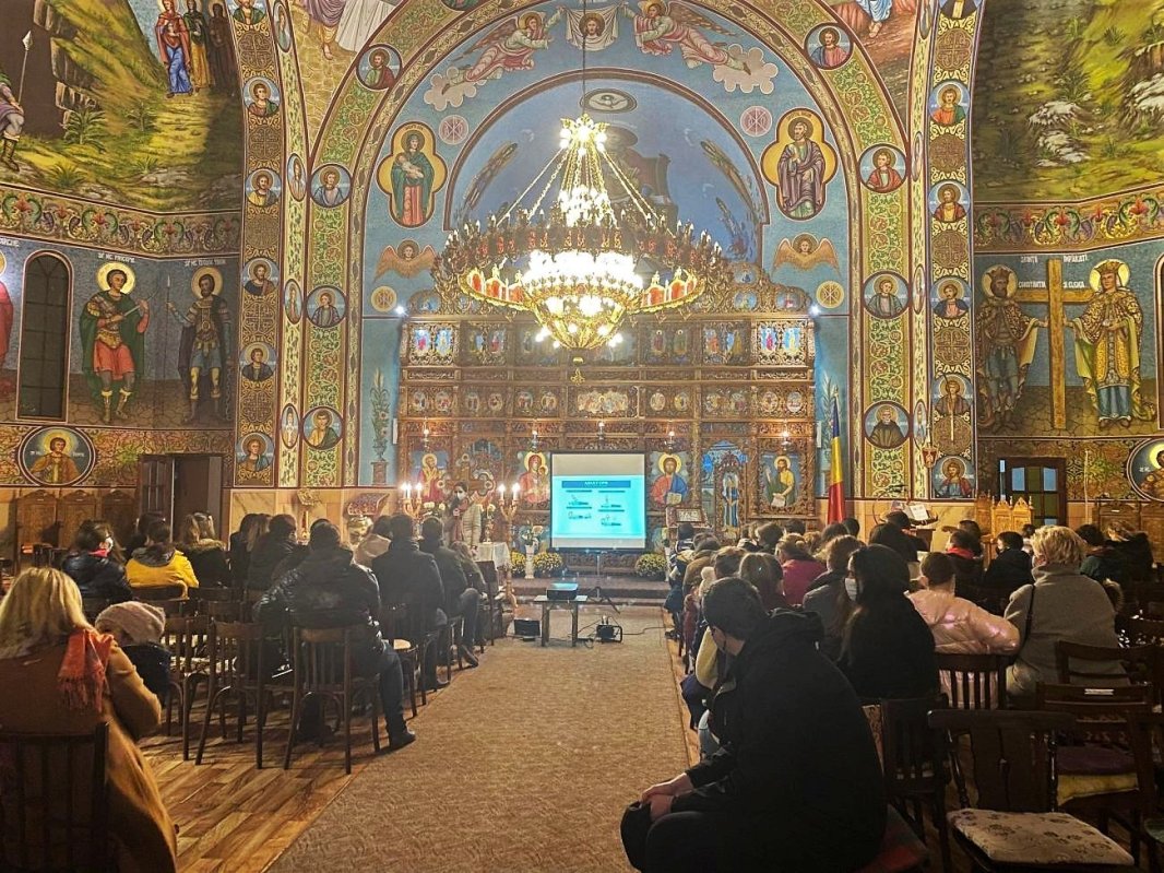 Atelier de prim ajutor pentru tineri la Târgu Mureş  193065