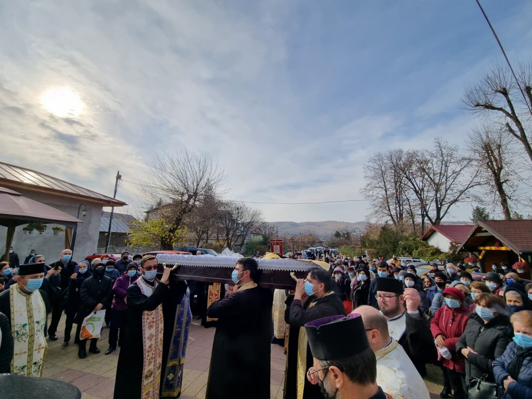 Părintele Gheorghe Pârvu (1938-2021) - preot blând şi harnic al Bisericii 193082