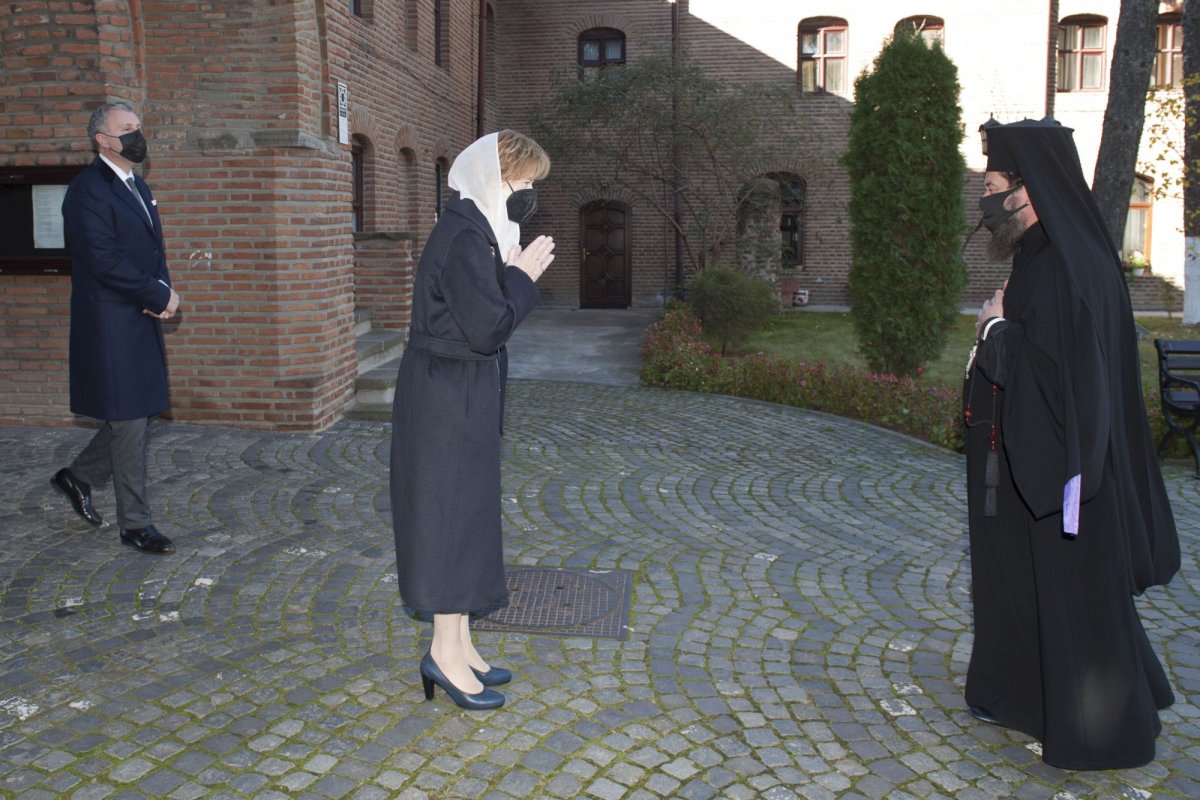 Pomenirea regelui Mihai la Mănăstirea Plumbuita din București 193106