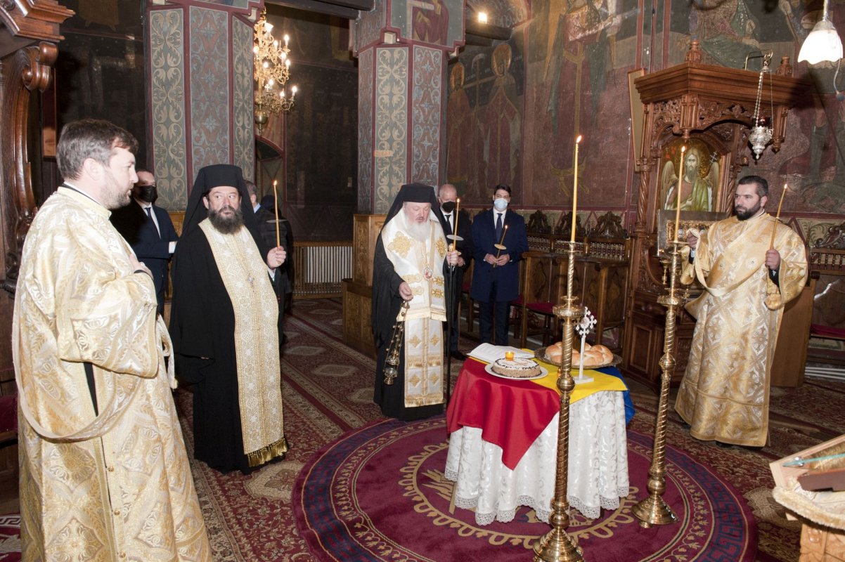 Pomenirea regelui Mihai la Mănăstirea Plumbuita din București 193118