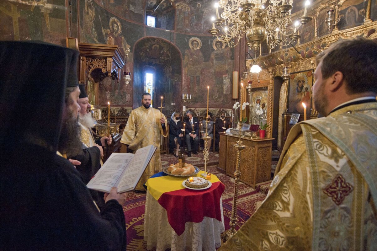 Pomenirea regelui Mihai la Mănăstirea Plumbuita din București 193131
