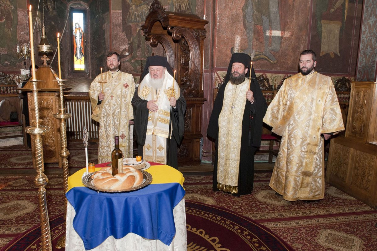 Pomenirea regelui Mihai la Mănăstirea Plumbuita din București 193145