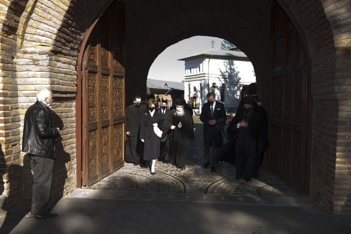 Pomenirea regelui Mihai la Mănăstirea Plumbuita din București 193161