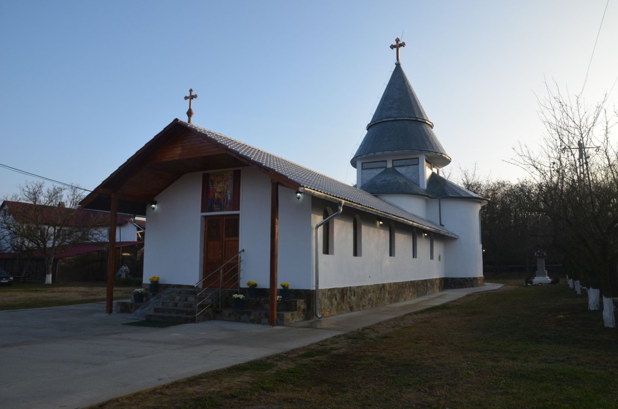 Hram la schitul din Valea lui Mihai, Episcopia Oradiei 193500