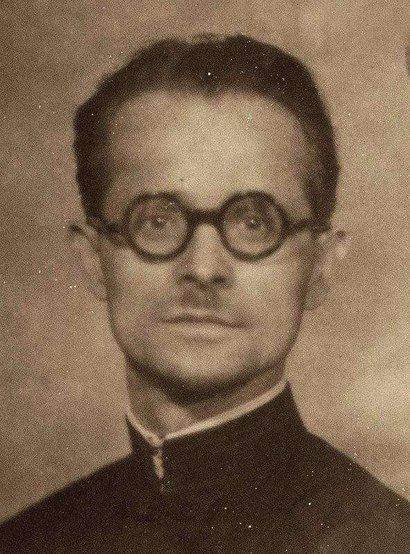 Evocare şi recunoştinţă pentru clericii adormiţi în Domnul de la Biserica Icoanei 193591