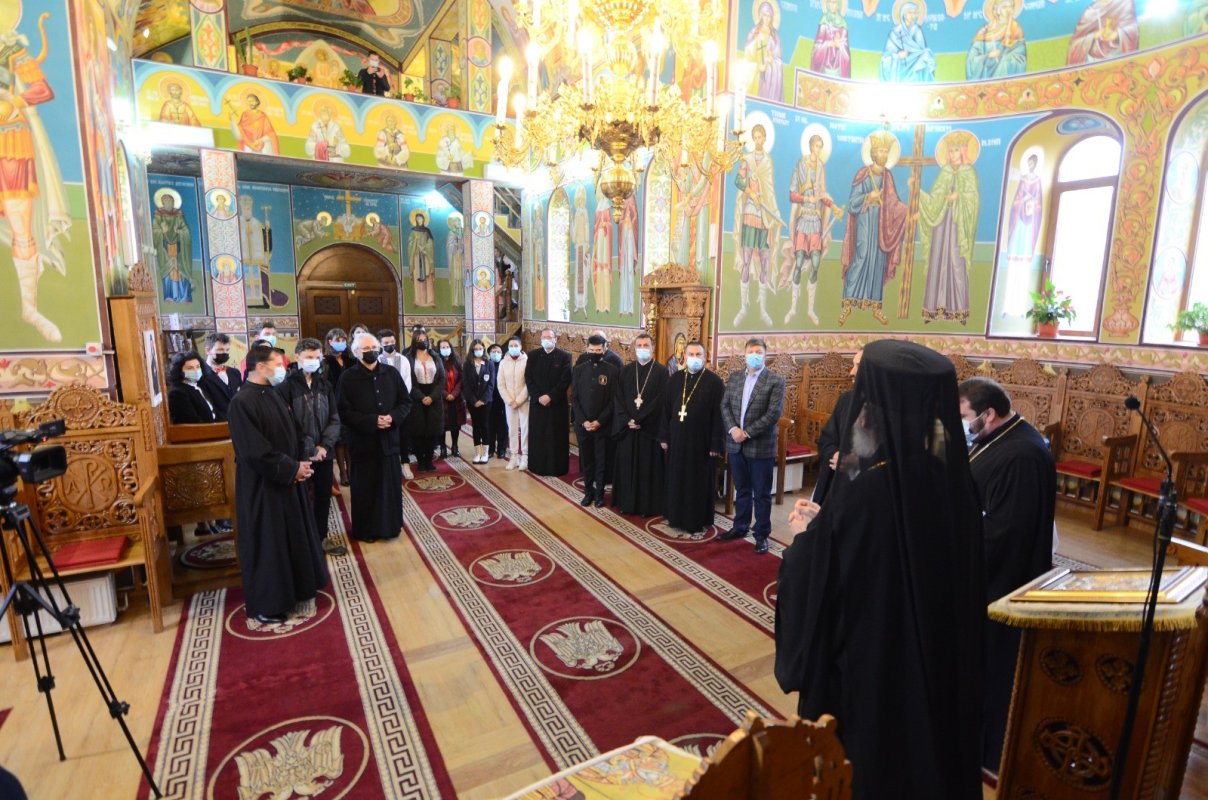 Premierea câștigătorilor concursului școlar dedicat Sfântului Neagoe Basarab 193706