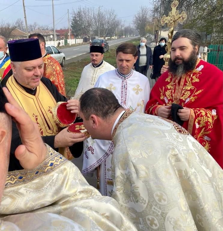 Dar duhovnicesc pentru o parohie ialomițeană 194285