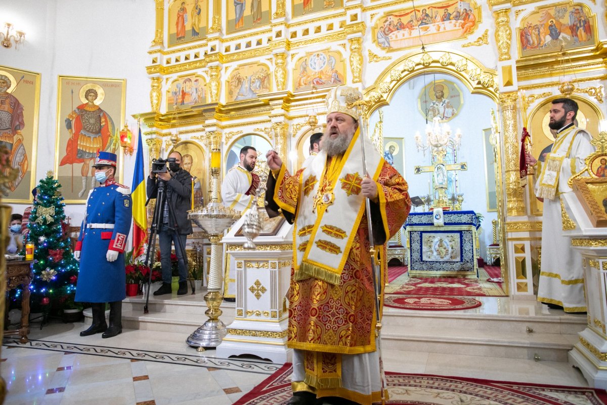Ocrotitorul României, cinstit și la Paraclisul Catedralei Naționale 194532