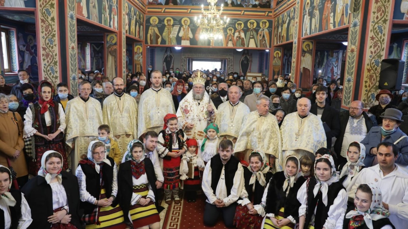 Slujire arhierească la Biserica „Sfântul Apostol Andrei”, din Baia Mare 194723