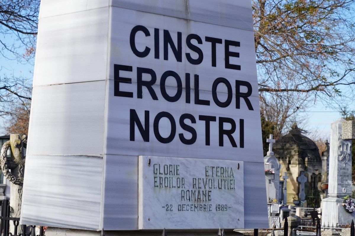 Ziua Naţională a României sărbătorită la Galaţi 194843