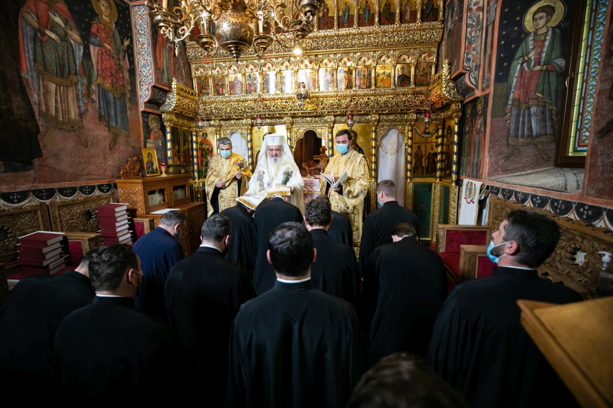 Hirotesii întru duhovnic la Paraclisul istoric al Reşedinţei Patriarhale 194923