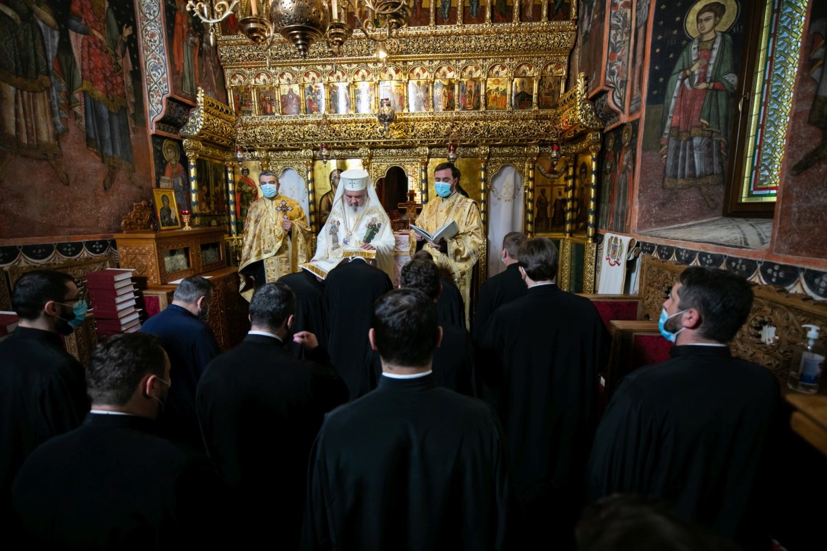 Hirotesii întru duhovnic la Paraclisul istoric al Reşedinţei Patriarhale 194924