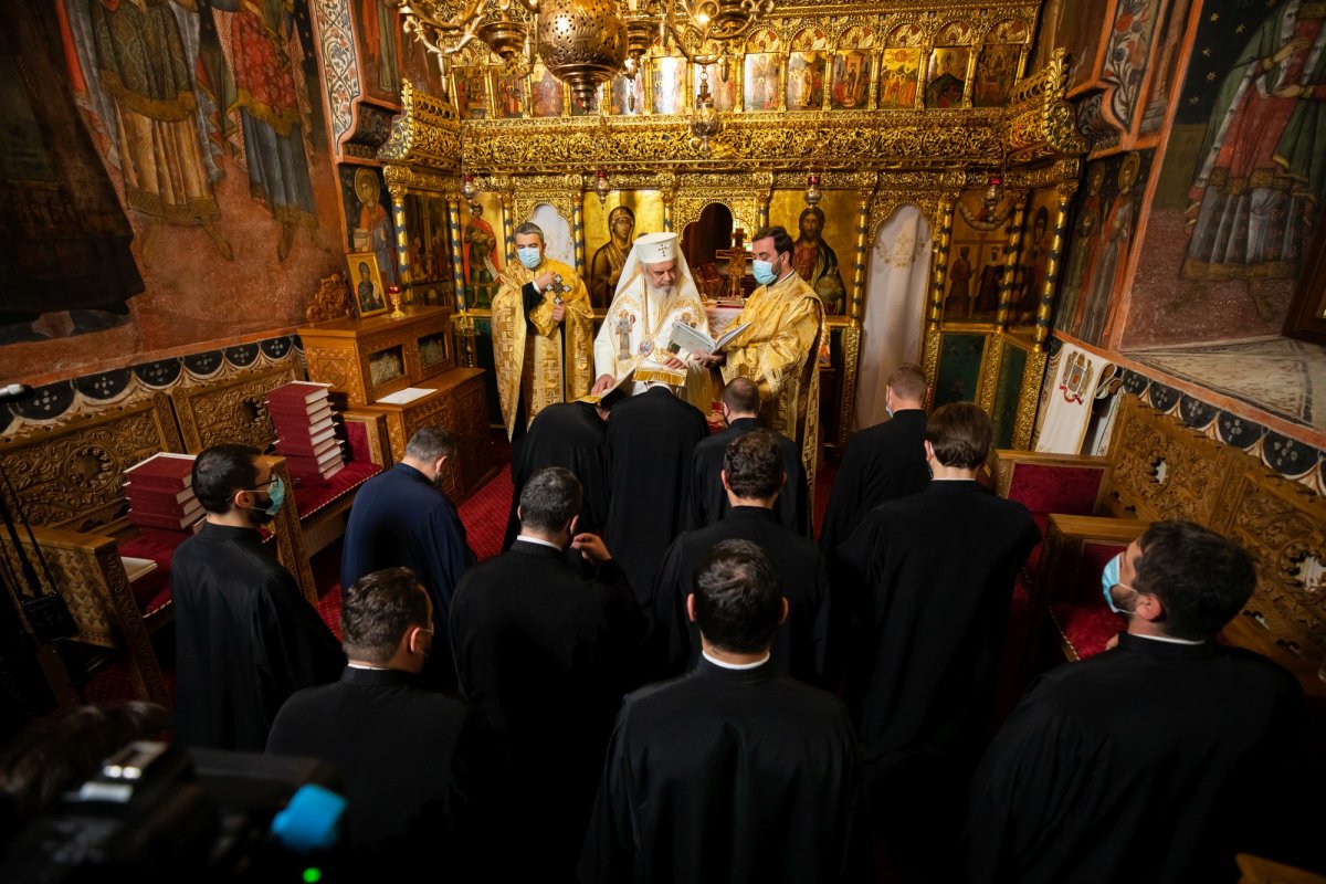 Hirotesii întru duhovnic la Paraclisul istoric al Reşedinţei Patriarhale 194928