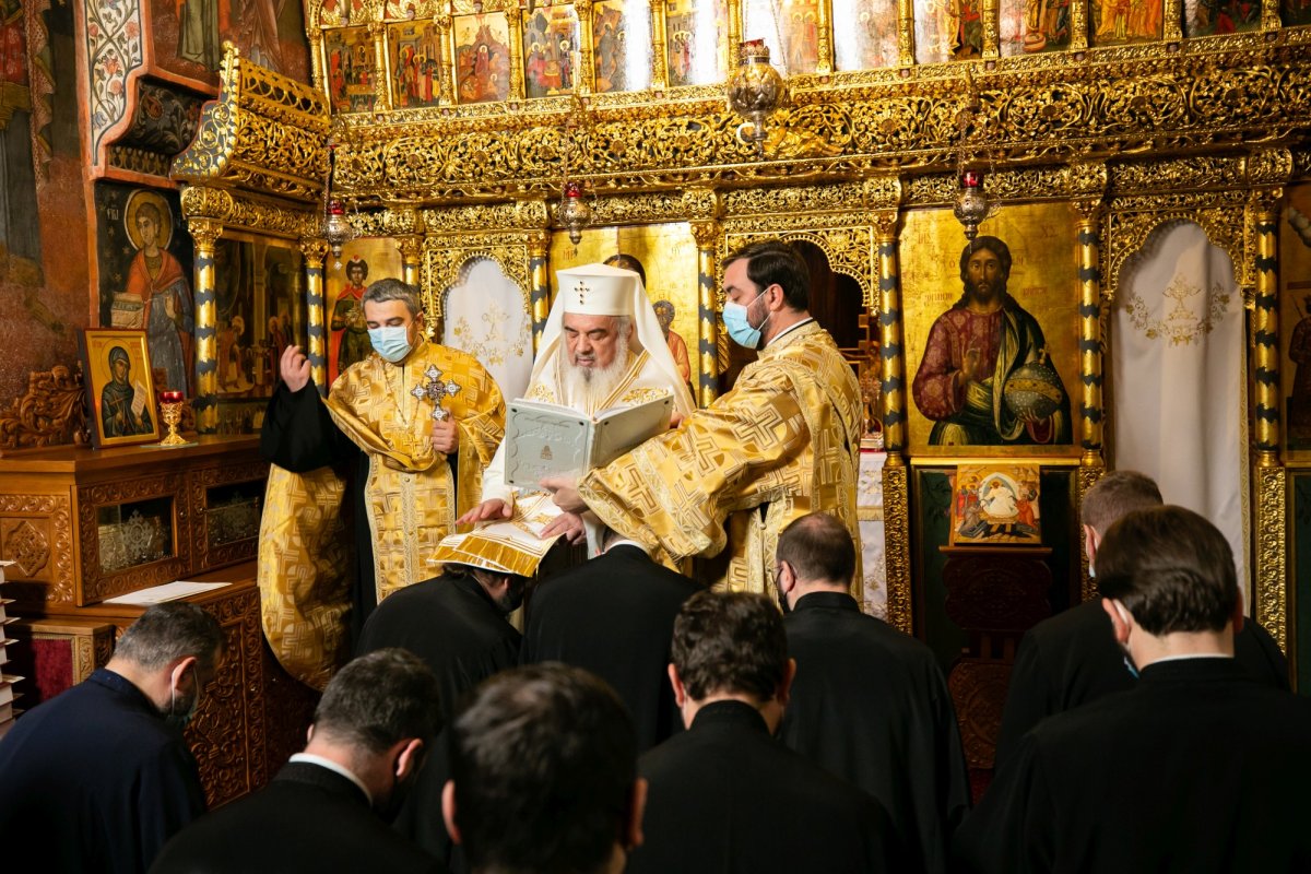 Hirotesii întru duhovnic la Paraclisul istoric al Reşedinţei Patriarhale 194929