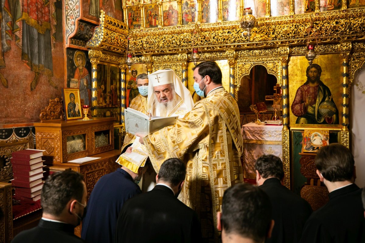 Hirotesii întru duhovnic la Paraclisul istoric al Reşedinţei Patriarhale 194930