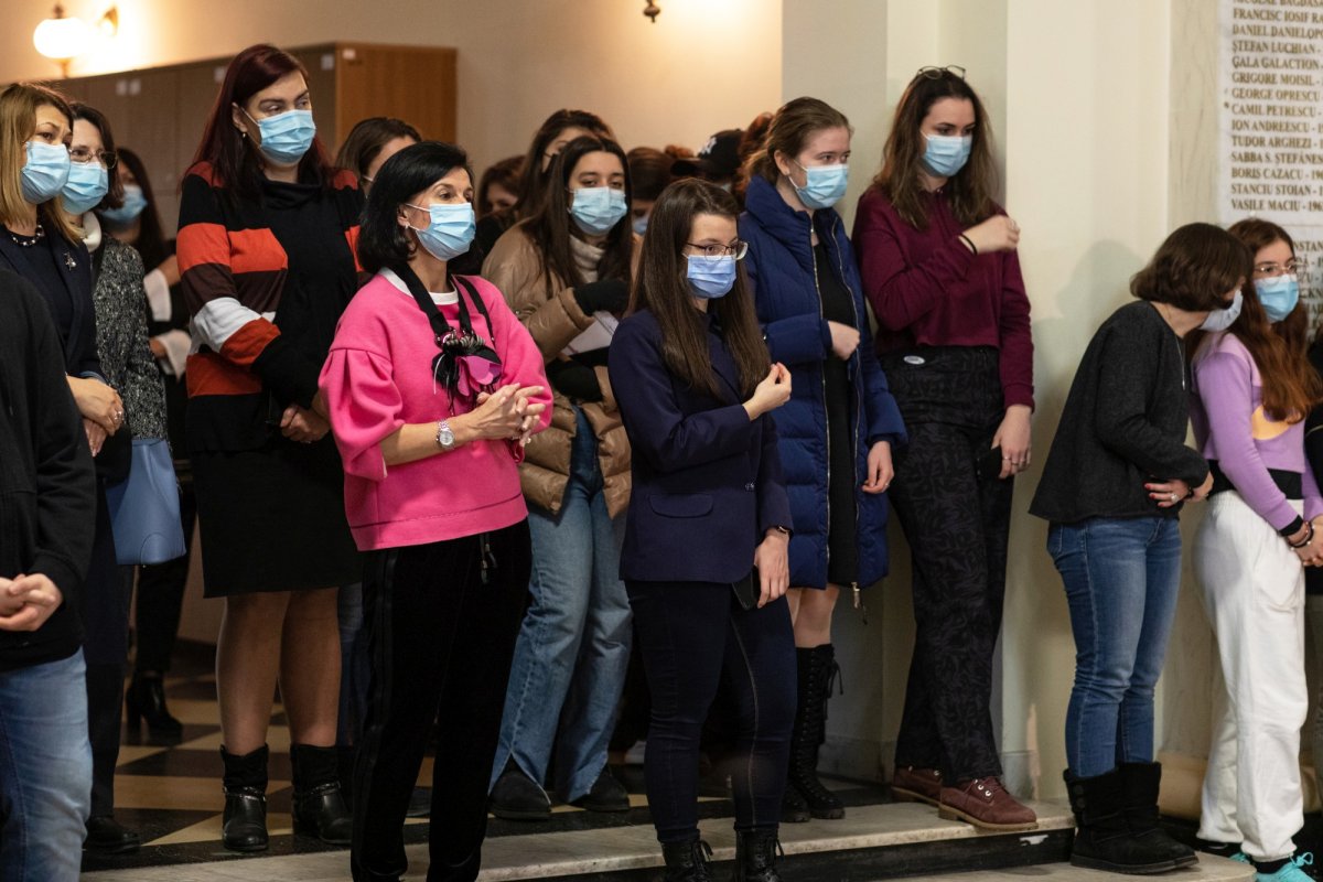 Evenimente dedicate zilei Colegiului Național „Sfântul Sava” din Capitală 195112