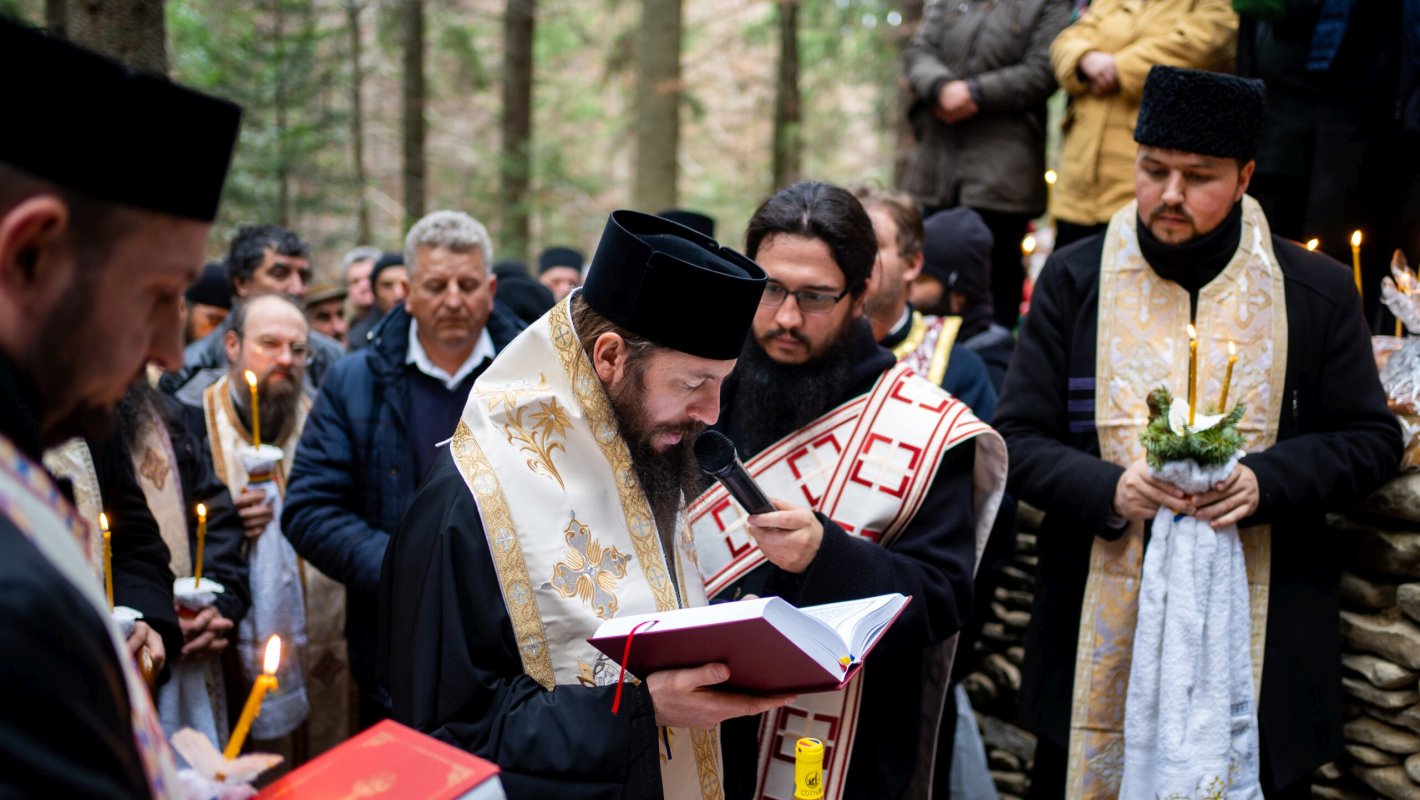 Sfințirea chiliei părintelui Cleopa Ilie 195190
