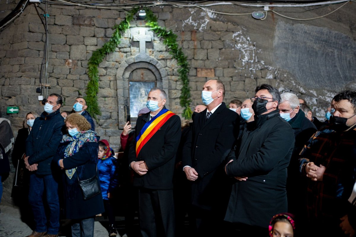 Slujire arhierească în capela Sfintei Mucenițe Varvara din Salina Cacica 195242