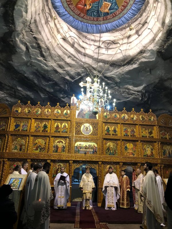 Hramul Bisericii „Sfânta Varvara” din Salina Ocna Dej 195253