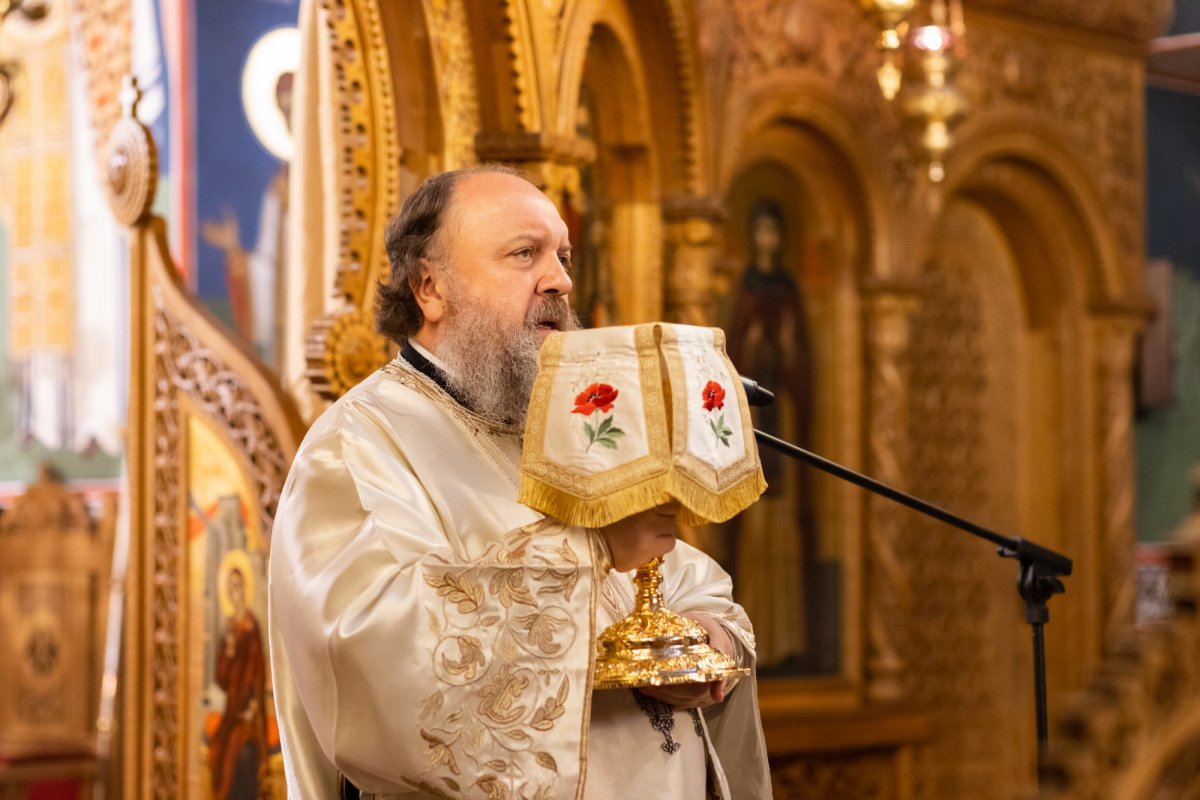 Liturghie și rugăciune de pomenire la Biserica „Sfânta Vineri” din Capitală 195550