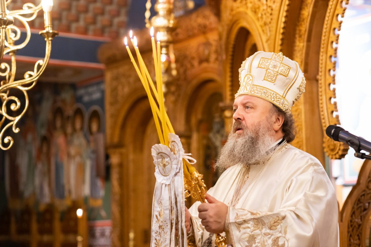 Liturghie și rugăciune de pomenire la Biserica „Sfânta Vineri” din Capitală 195552