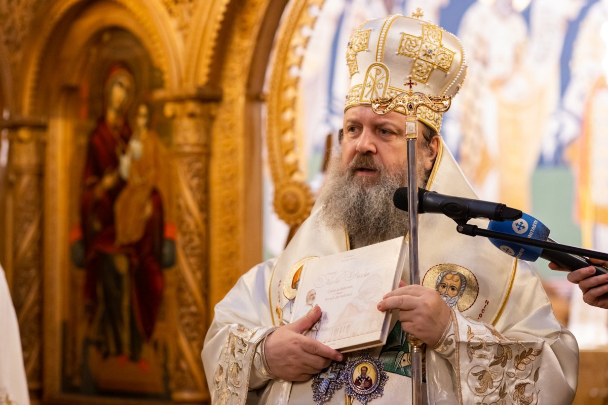 Liturghie și rugăciune de pomenire la Biserica „Sfânta Vineri” din Capitală 195558