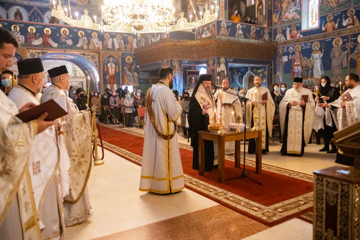 Liturghie și rugăciune de pomenire la Biserica „Sfânta Vineri” din Capitală 195560