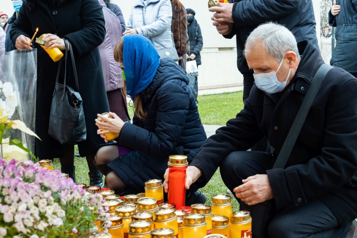 Liturghie și rugăciune de pomenire la Biserica „Sfânta Vineri” din Capitală 195567