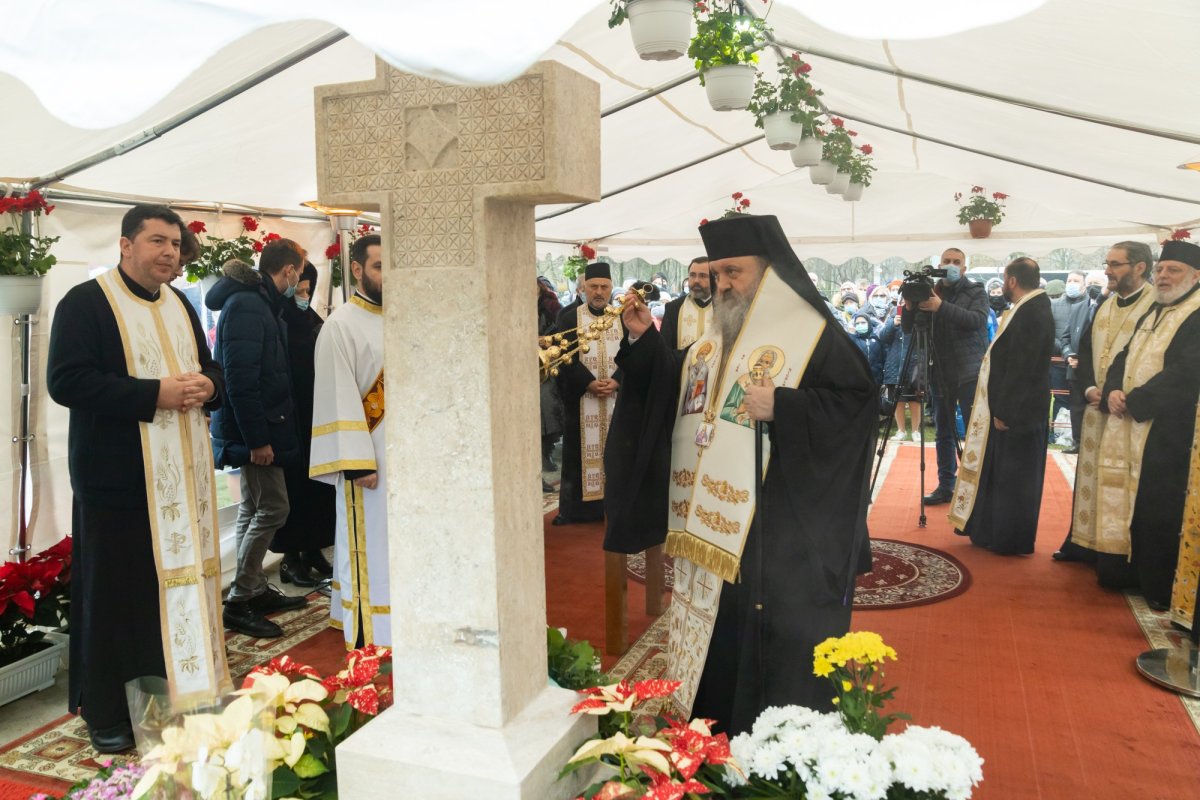 Liturghie și rugăciune de pomenire la Biserica „Sfânta Vineri” din Capitală 195568