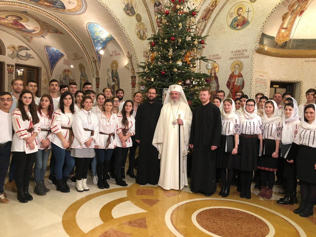 Preotul de caritate şi slujirea oamenilor în suferință 195316