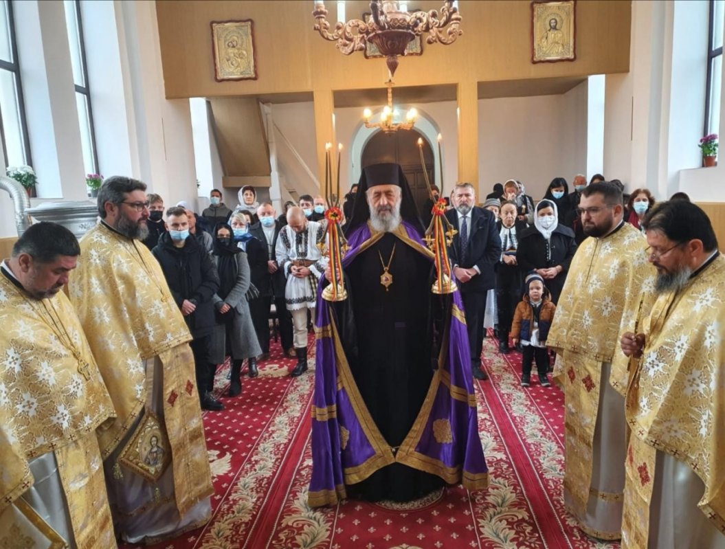 Slujire arhierească în filia Ernei, Parohia Sângeru de Pădure, Mureș 195416