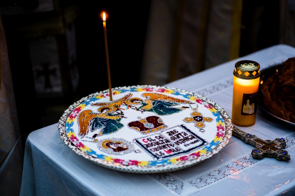 Binecuvântarea prescurăriei din incinta mănăstirii sucevene Cămârzani 195645