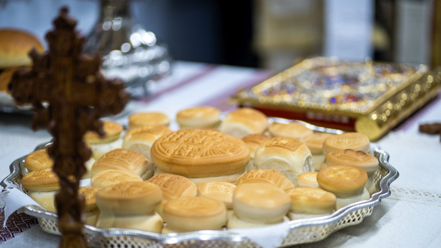 Binecuvântarea prescurăriei din incinta mănăstirii sucevene Cămârzani 195652