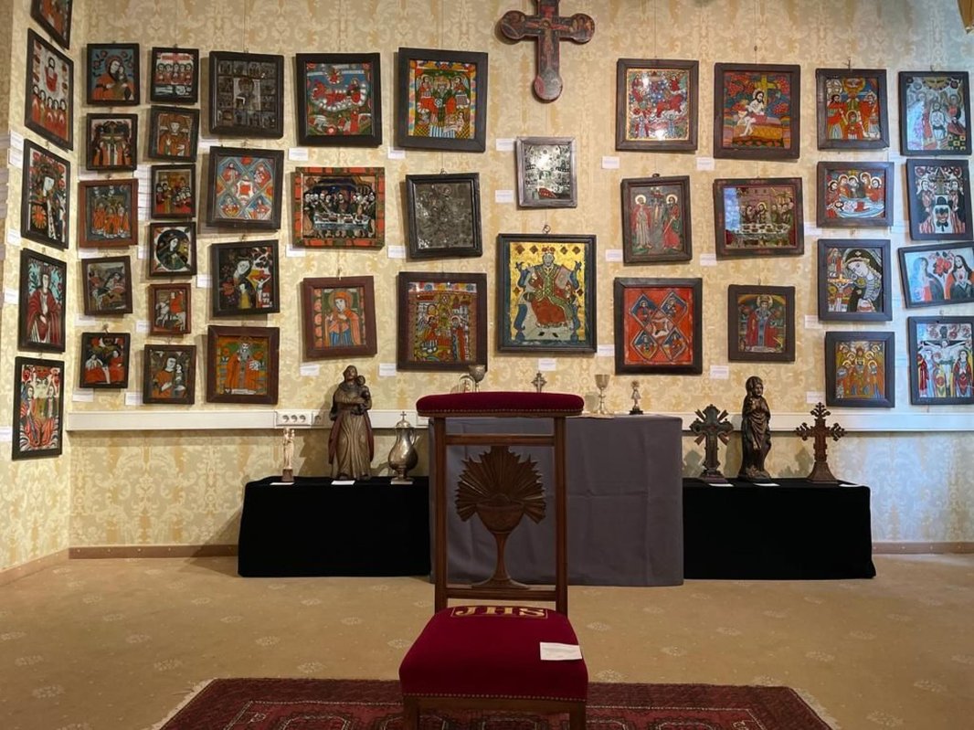 Expoziție de icoane 195602