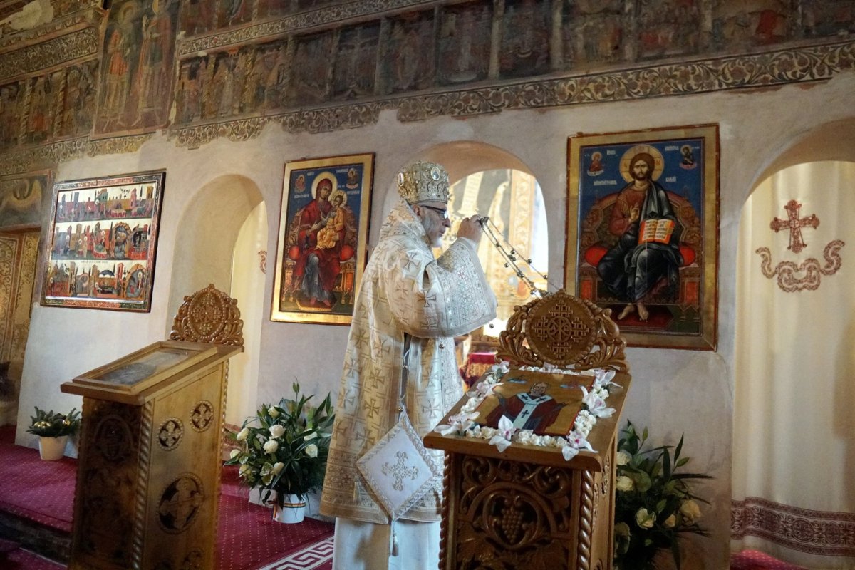 Biserica Domnească din Curtea de Argeș în zi de hram 195615