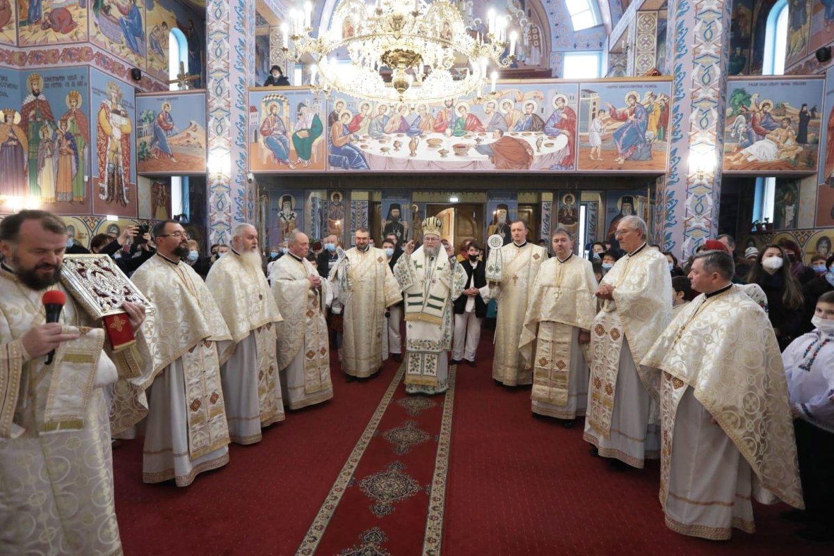 Slujire arhierească la Biserica „Sfântul Prooroc Ilie Tesviteanul” din Baia Mare 195670