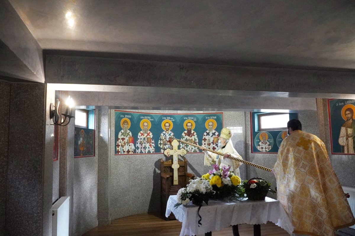 Sfinţirea Capelei mortuare din Parohia „Sfântul Spiridon”, Galaţi 196070