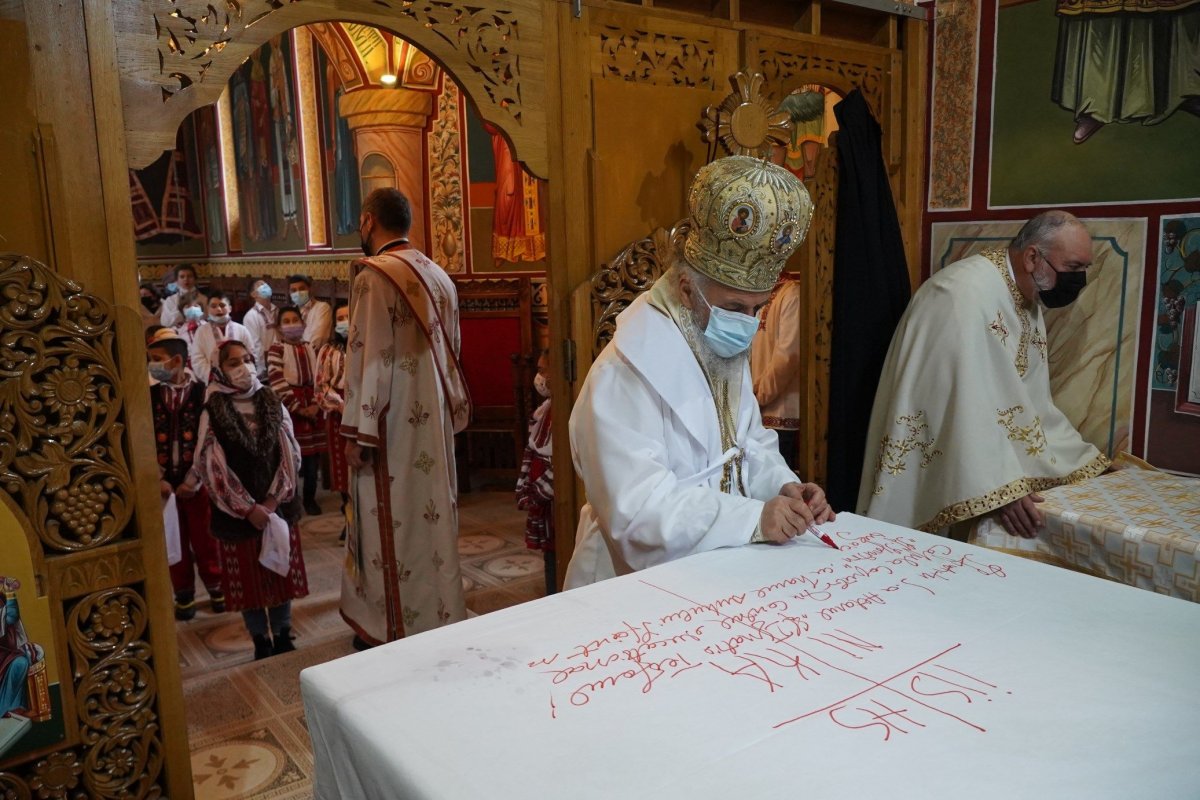 Sfinţirea Capelei mortuare din Parohia „Sfântul Spiridon”, Galaţi 196072