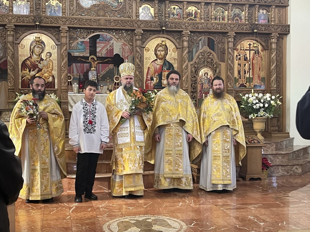 Sfântul Ierarh Nicolae serbat la Catedrala Mitropolitană din Chicago, SUA 196092