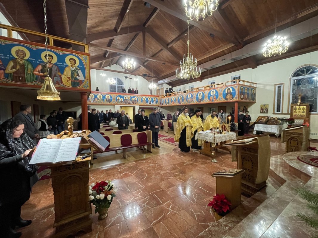 Sfântul Ierarh Nicolae serbat la Catedrala Mitropolitană din Chicago, SUA 196094