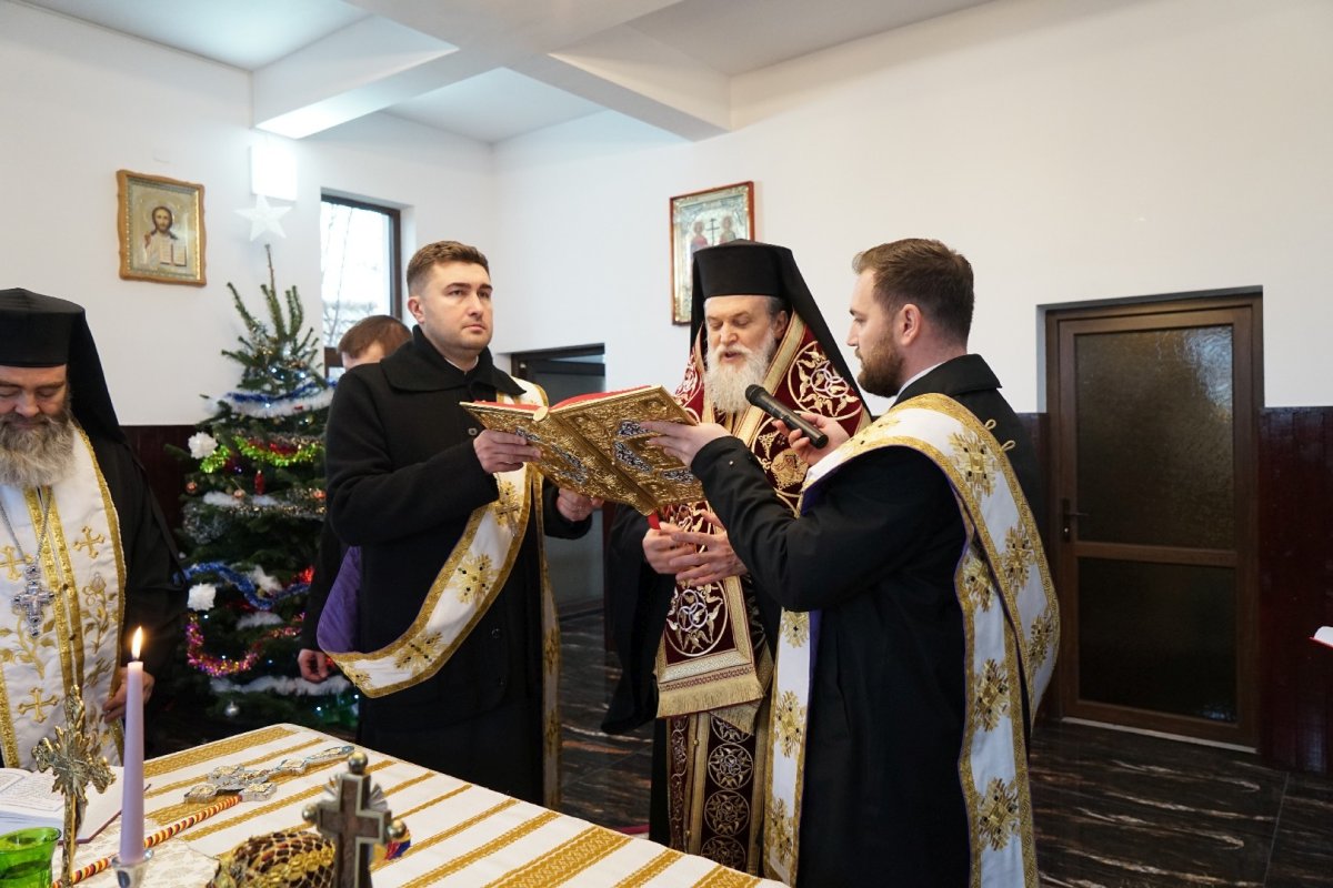 Binecuvântarea unui centru social-cultural în orașul Fetești 196442
