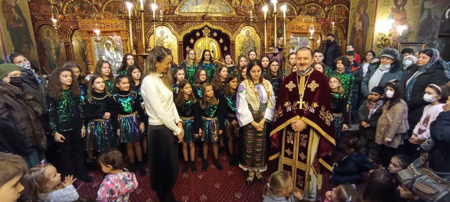 Concerte de colinde în biserica Parohiei Parcul Călăraşi 196369