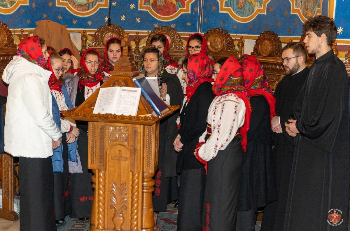 Hramul de iarnă al parohiei romașcane Precista Mare 196357