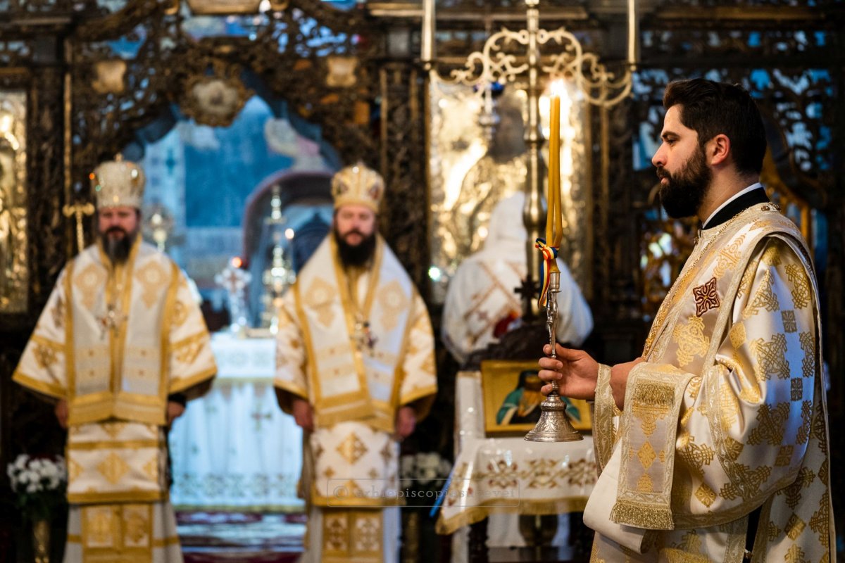 Seminarul Teologic Liceal Ortodox „Mitropolitul Dosoftei” din Suceava și-a cinstit ocrotitorul 196506