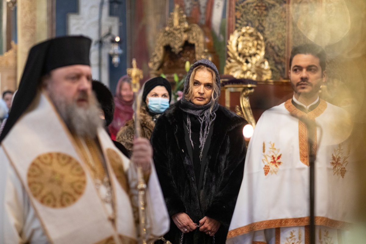 Artiştii români pomeniţi la Mănăstirea Radu Vodă 196630