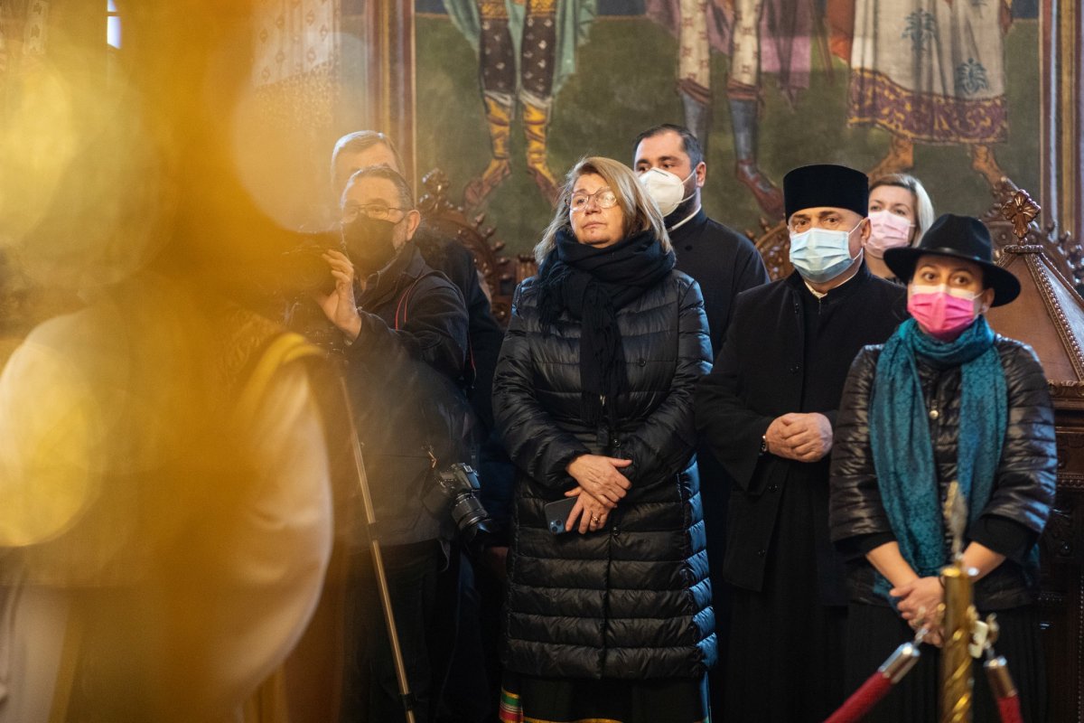 Artiştii români pomeniţi la Mănăstirea Radu Vodă 196632