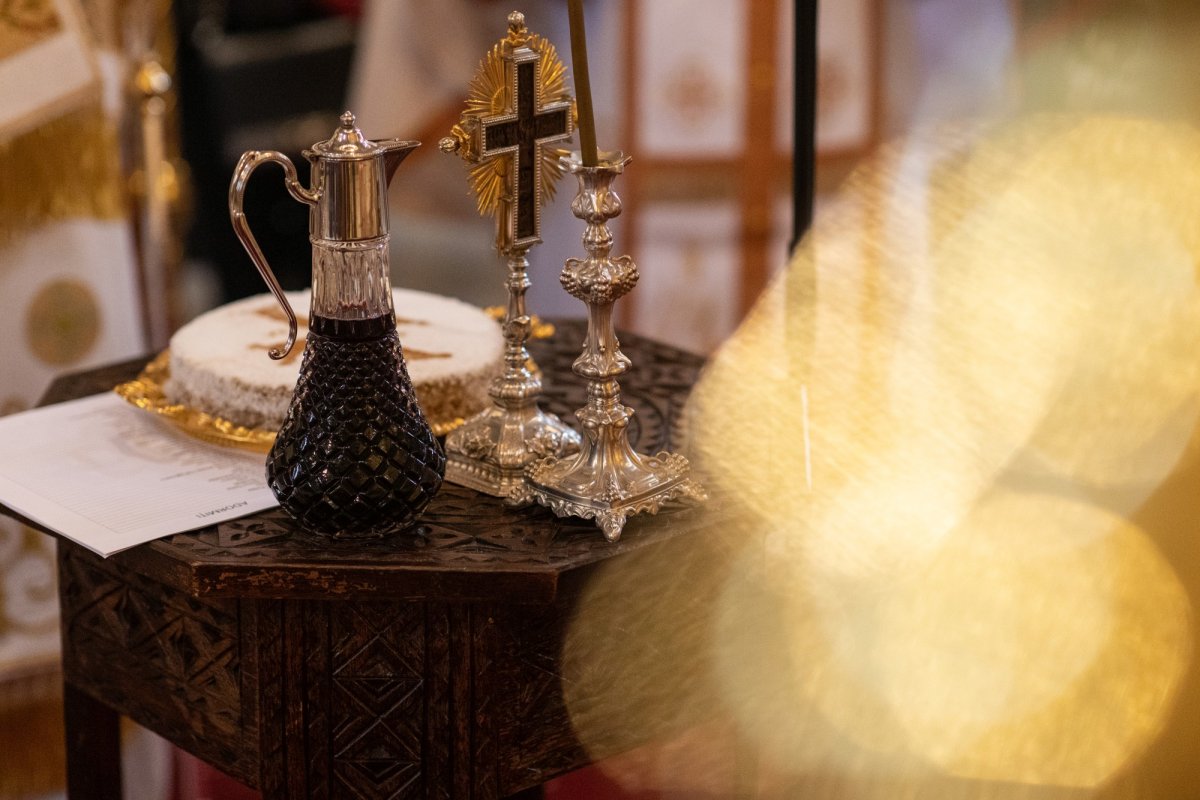 Artiştii români pomeniţi la Mănăstirea Radu Vodă 196634