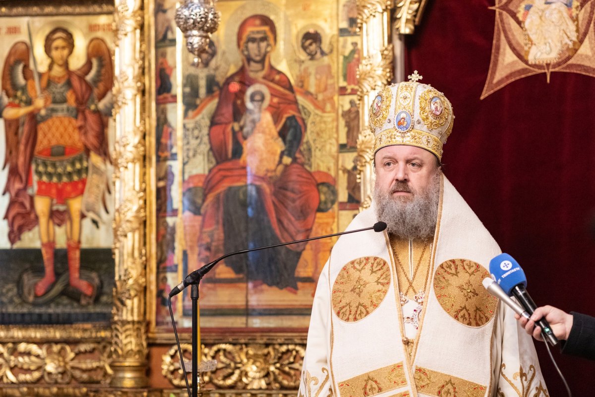 Artiştii români pomeniţi la Mănăstirea Radu Vodă 196644