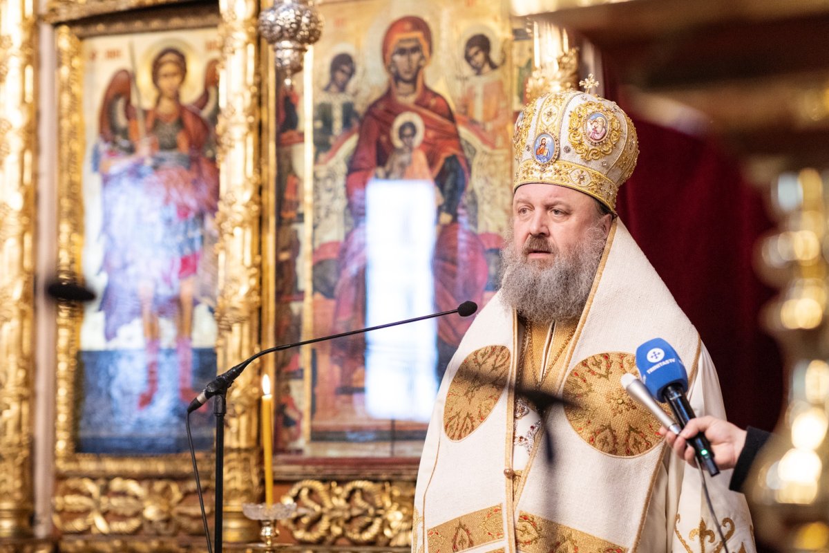 Artiştii români pomeniţi la Mănăstirea Radu Vodă 196646